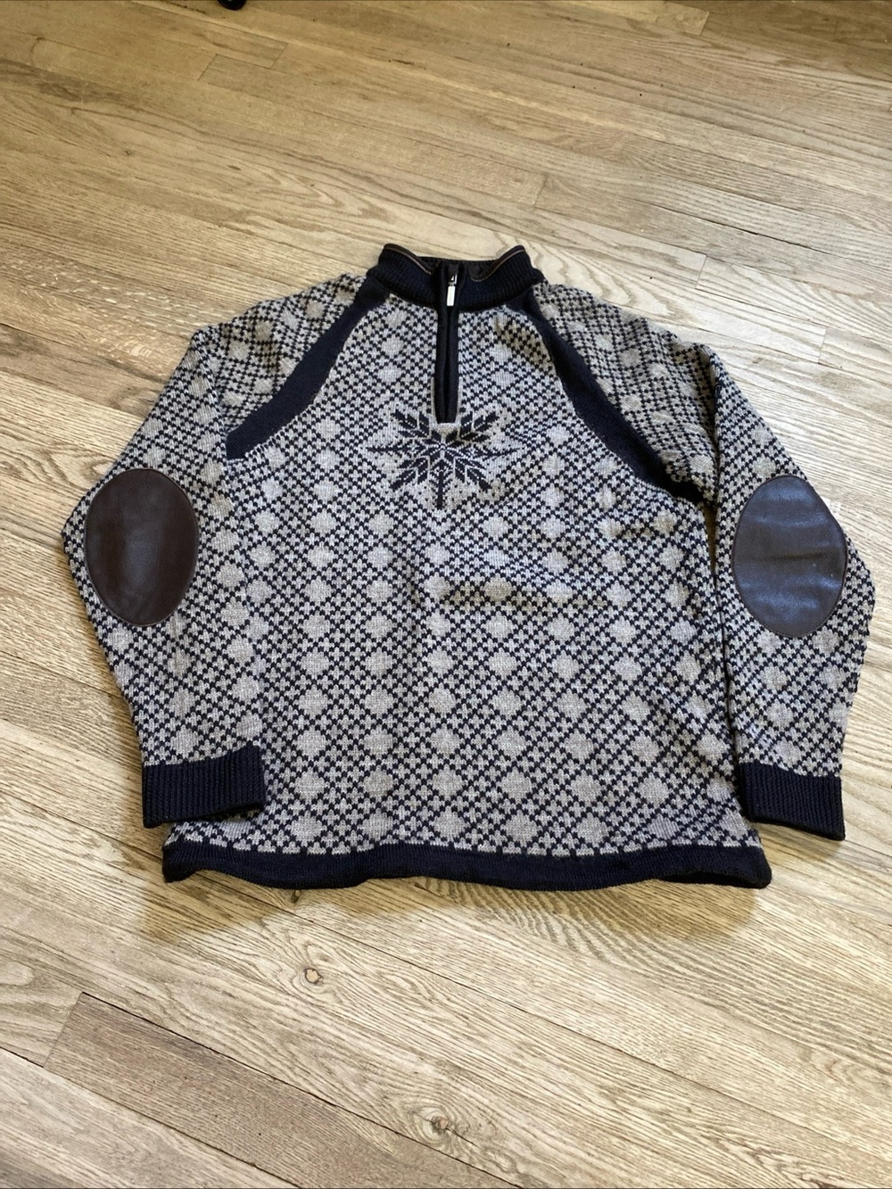 Vintage Dale of Norway Quarter Zip Navy and Cream Sweater with Elbow Patches - M